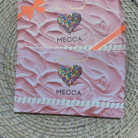 Too faced x Mecca Palette - Picture 6 of 6